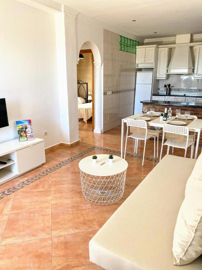 Apartamento Rio Adelfas Apartment Benajarafe Exterior photo