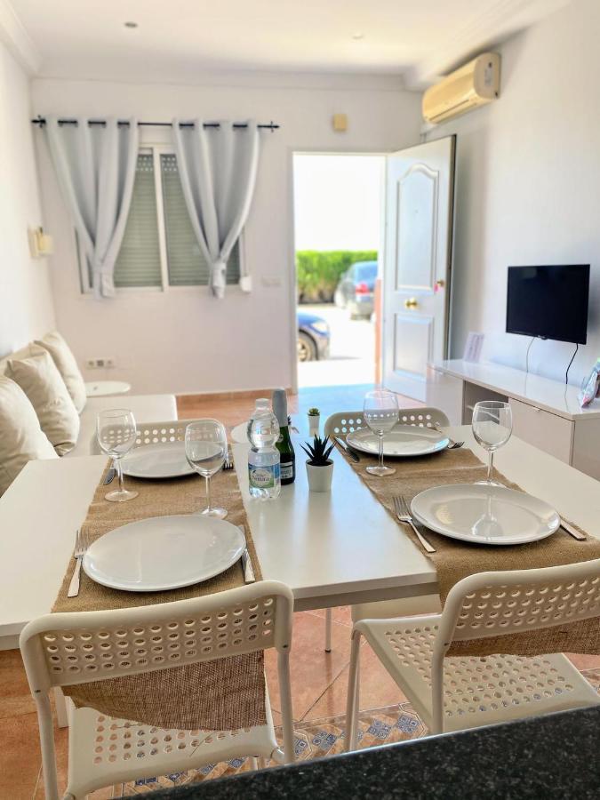 Apartamento Rio Adelfas Apartment Benajarafe Exterior photo